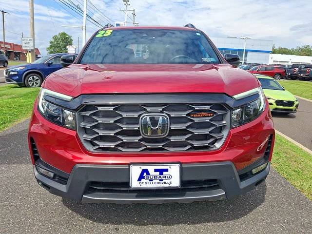 Used 2023 Honda Passport TrailSport image 2