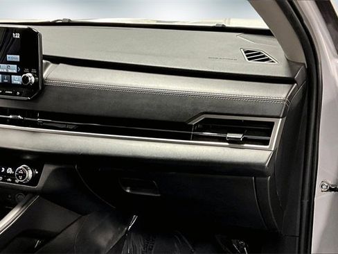 Used 2022 Mitsubishi Outlander SE image 24