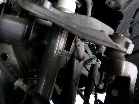 Used 2025 GMC Sierra 2500 AT4X AWD/4WD image 40