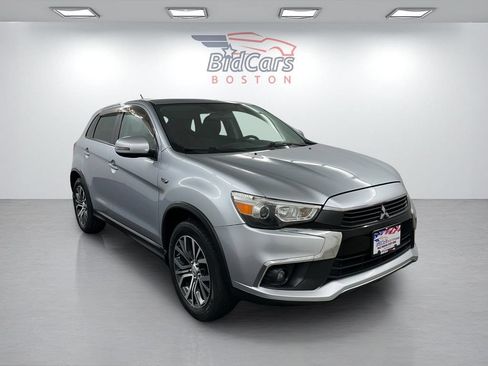 Used 2016 Mitsubishi Outlander Sport ES FWD image 3