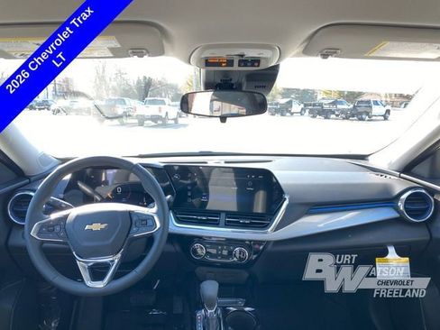 New 2026 Chevrolet Trax LT w/ Driver Confidence Package FWD image 16