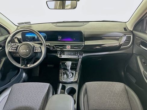 Used 2024 Kia Seltos S image 13