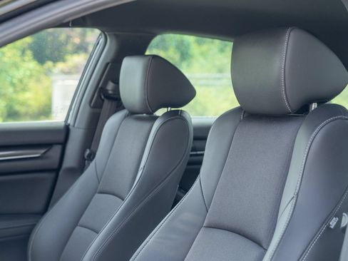 Used 2022 Honda Accord Sport image 21