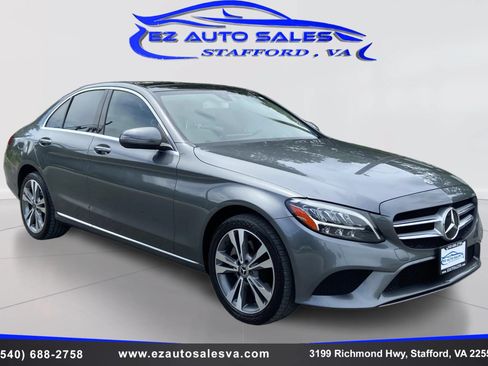 Used 2020 Mercedes-Benz C 300 4MATIC Sedan image 3