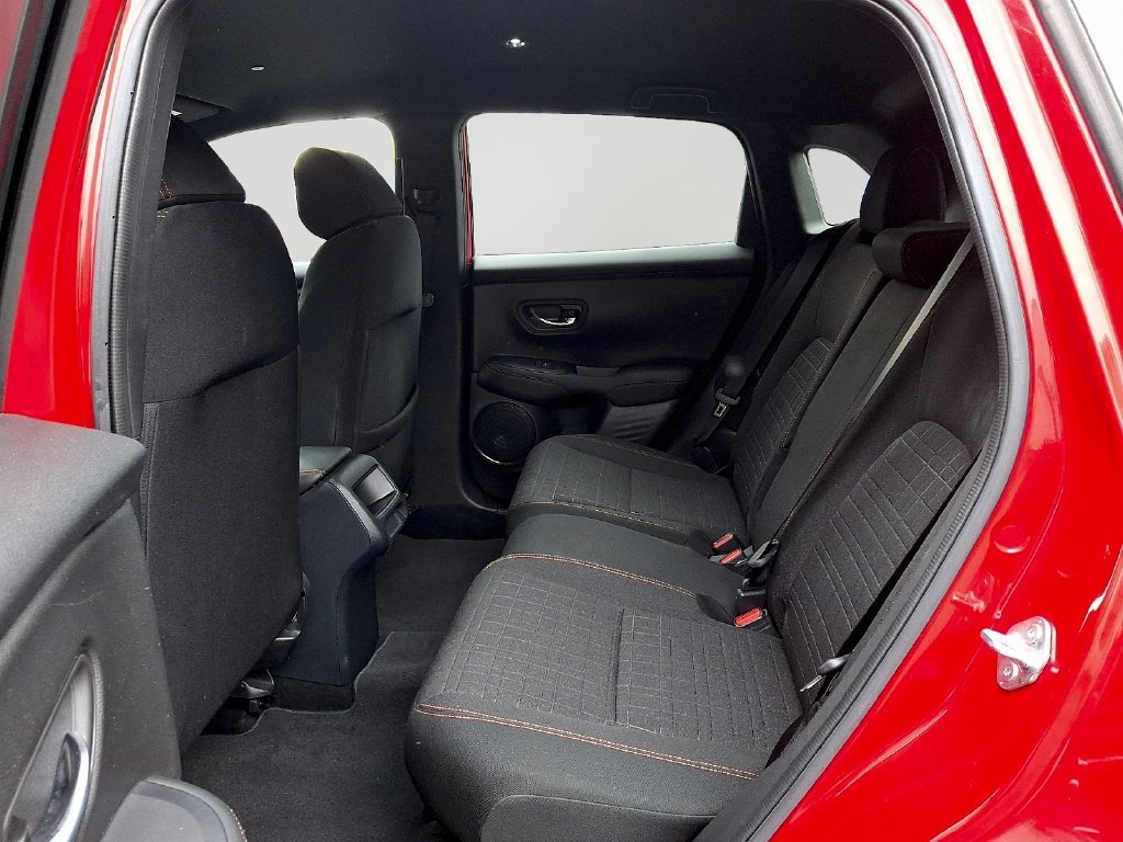 Certified 2024 Honda HR-V Sport image 9
