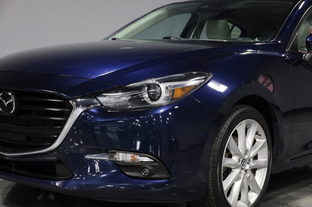 Used 2017 MAZDA MAZDA3 Grand Touring w/ Premium Equipment Package FWD image 33