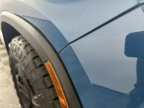 Used 2022 Rivian R1T Launch Edition image 27