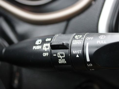 Used 2016 Jeep Cherokee Latitude image 26