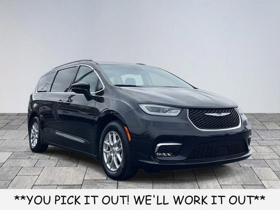 Used 2022 Chrysler Pacifica Touring-L