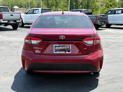 Used 2022 Toyota Corolla LE FWD image 29