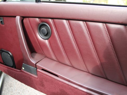 Used 1987 Porsche 911 Carrera image 36