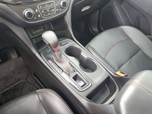 Used 2022 Chevrolet Equinox RS w/ RS Leather Package AWD/4WD image 33