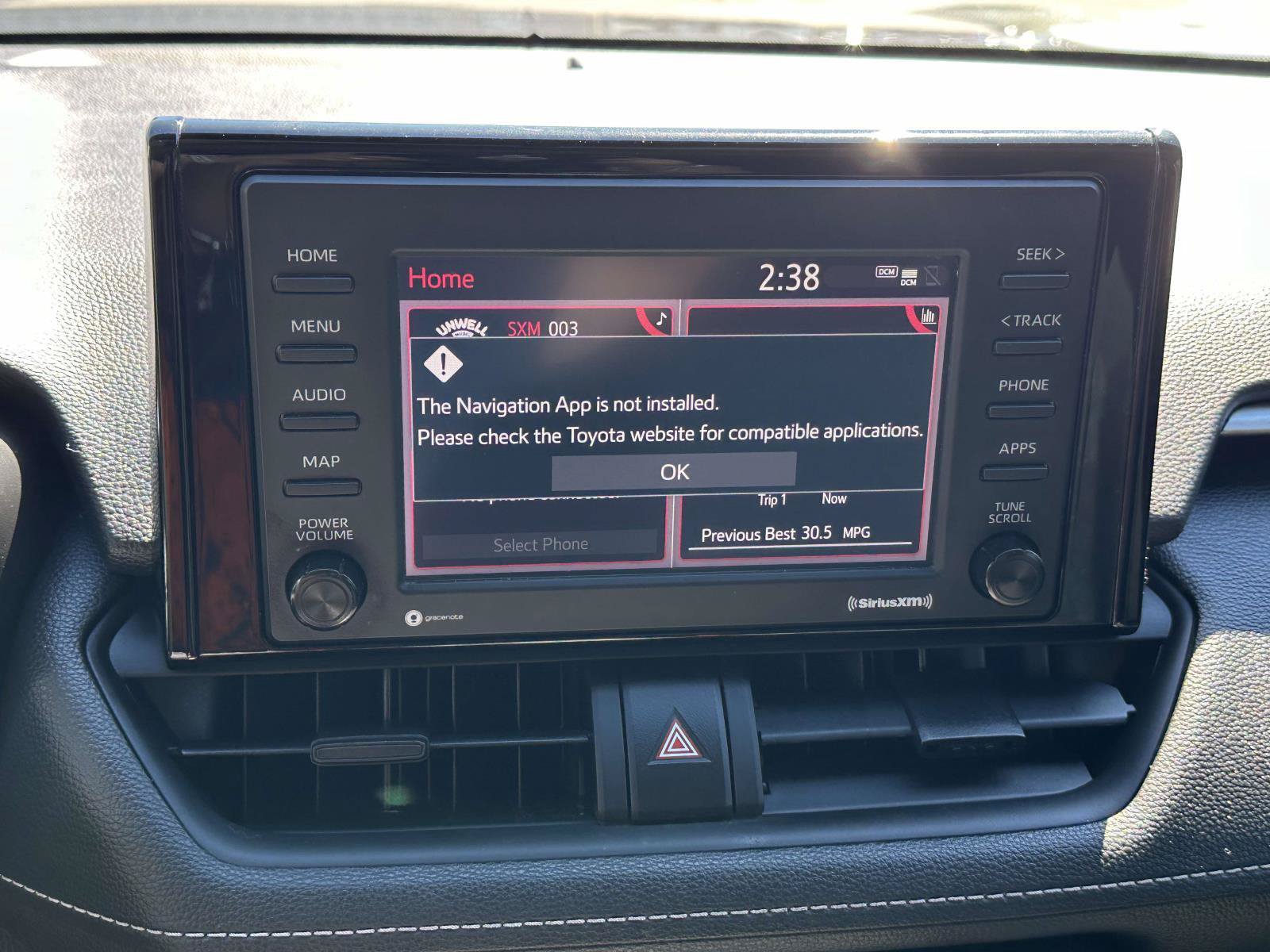 Used 2022 Toyota RAV4 XLE FWD image 18