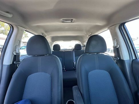 Used 2015 Nissan Versa Note SV image 17