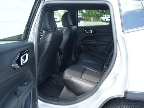 New 2026 Jeep Compass Latitude AWD/4WD image 13
