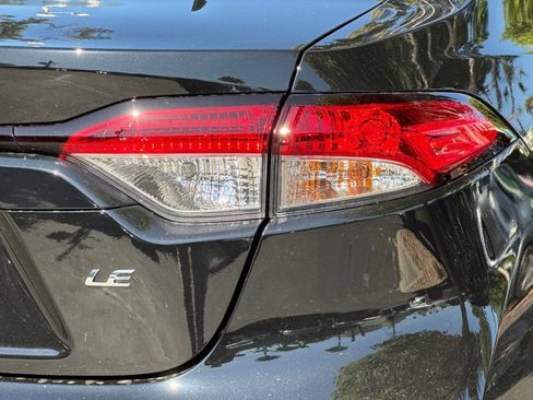 New 2026 Toyota Corolla LE w/ LE Premium Package FWD image 32