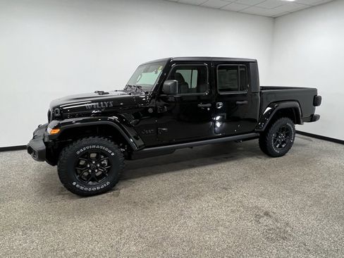 New 2026 Jeep Gladiator Willys image 20