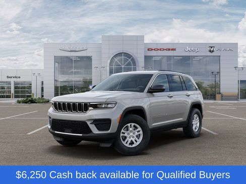 New 2025 Jeep Grand Cherokee Laredo w/ Luxury Tech Group I image 1