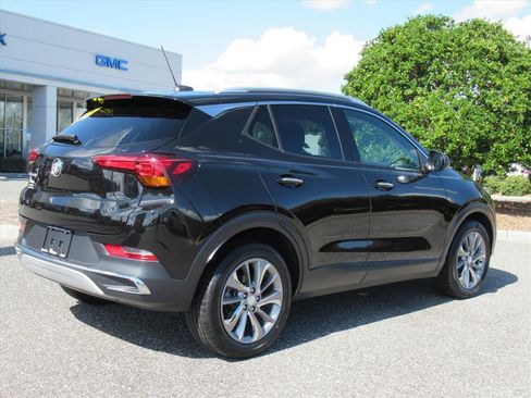 Used 2023 Buick Encore GX Essence w/ Experience Buick Package image 6