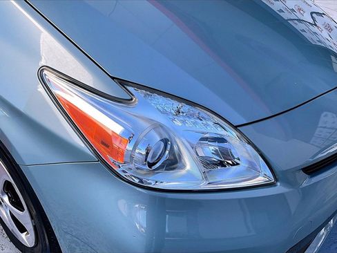 Used 2015 Toyota Prius Four image 27