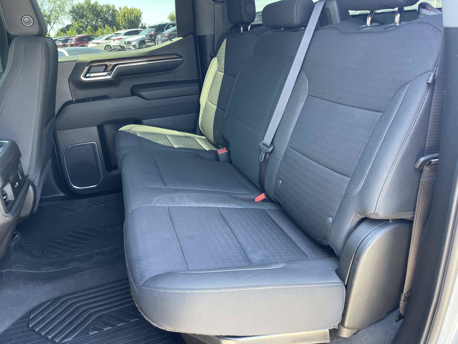 Used 2024 Chevrolet Silverado 1500 LT Trail Boss w/ Protection Package AWD/4WD image 18