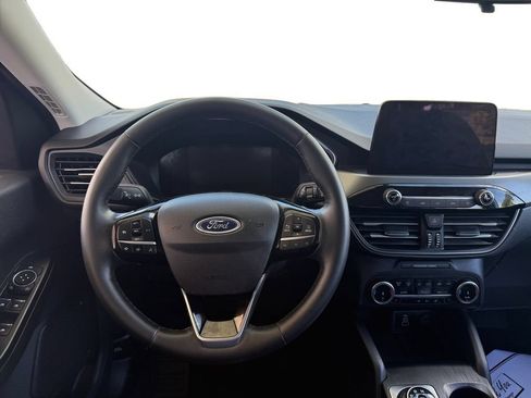 Used 2025 Ford Escape Active w/ Cold Weather Package FWD image 24
