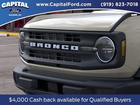 New 2025 Ford Bronco 2-Door AWD/4WD image 19