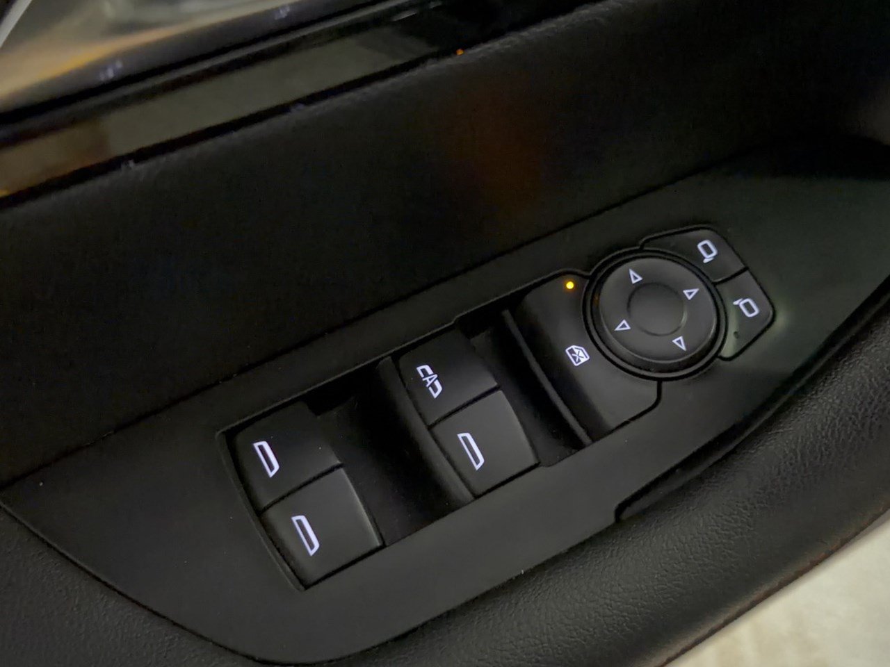 Used 2022 Chevrolet Blazer RS FWD image 15