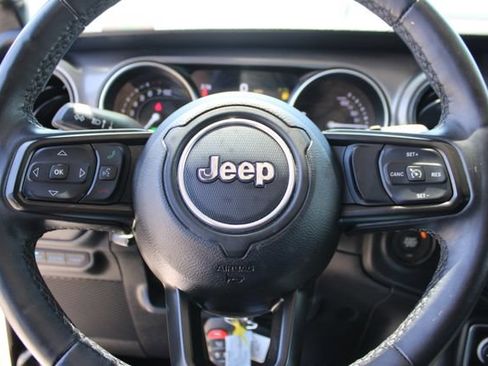 Used 2023 Jeep Wrangler Unlimited w/ Cold Weather Group AWD/4WD image 16