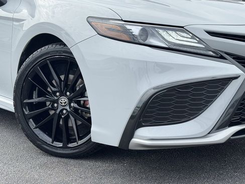 Used 2024 Toyota Camry XSE image 3