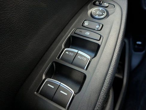 Used 2019 Honda Accord LX image 19