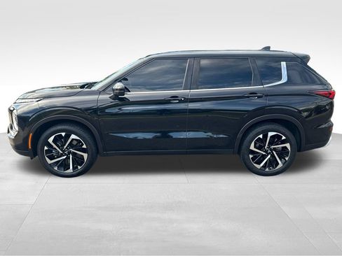 Used 2022 Mitsubishi Outlander SEL Black Edition FWD image 4