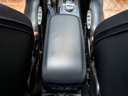 Used 2018 Mercedes-Benz G 63 AMG 4MATIC image 32