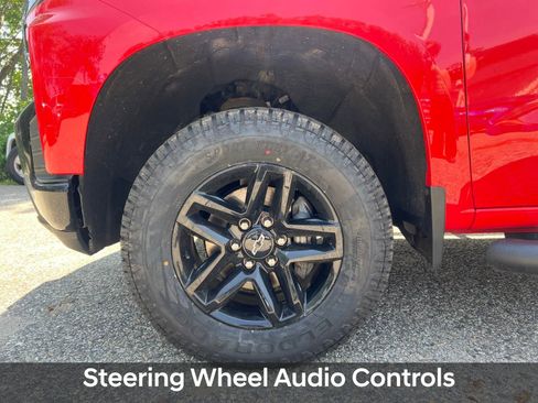 Used 2021 Chevrolet Silverado 1500 LT Trail Boss AWD/4WD image 11