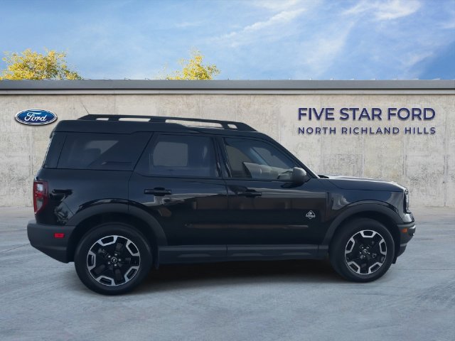 Used 2023 Ford Bronco Sport Outer Banks w/ Tech Package AWD/4WD image 9