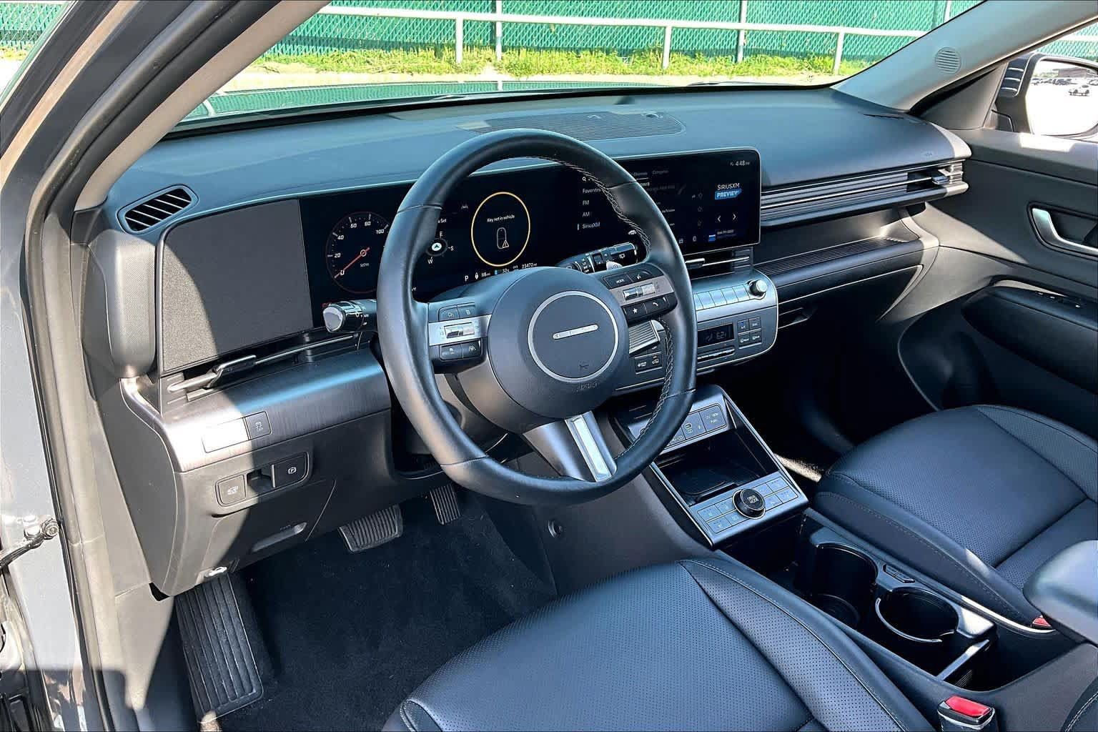 Used 2024 Hyundai Kona Limited FWD image 16