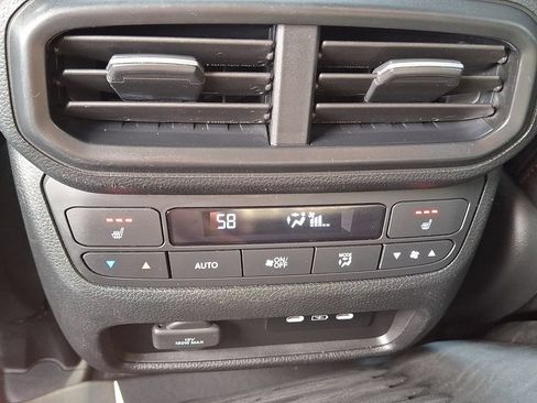 Used 2024 Honda Ridgeline Black Edition image 11