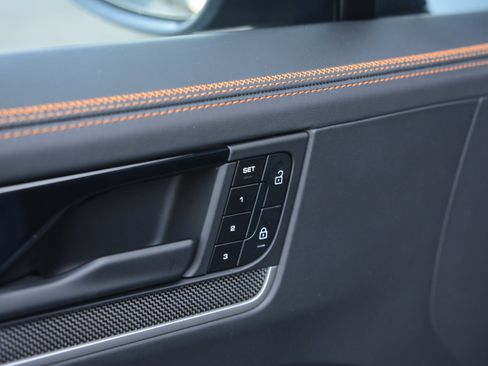 Certified 2025 Porsche Cayenne S AWD/4WD image 14