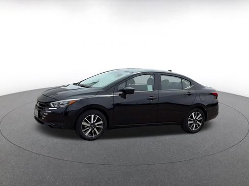 Used 2025 Nissan Versa SV FWD image 8