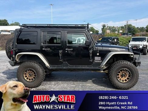 Used 2016 Jeep Wrangler Unlimited Rubicon w/ Dual Top Group AWD/4WD image 3