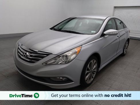 Used 2014 Hyundai Sonata SE image 1
