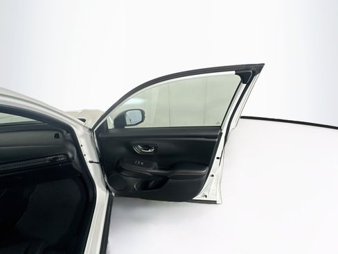 Used 2023 Honda HR-V Sport image 30