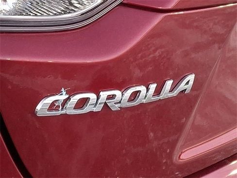 Certified 2024 Toyota Corolla LE image 29
