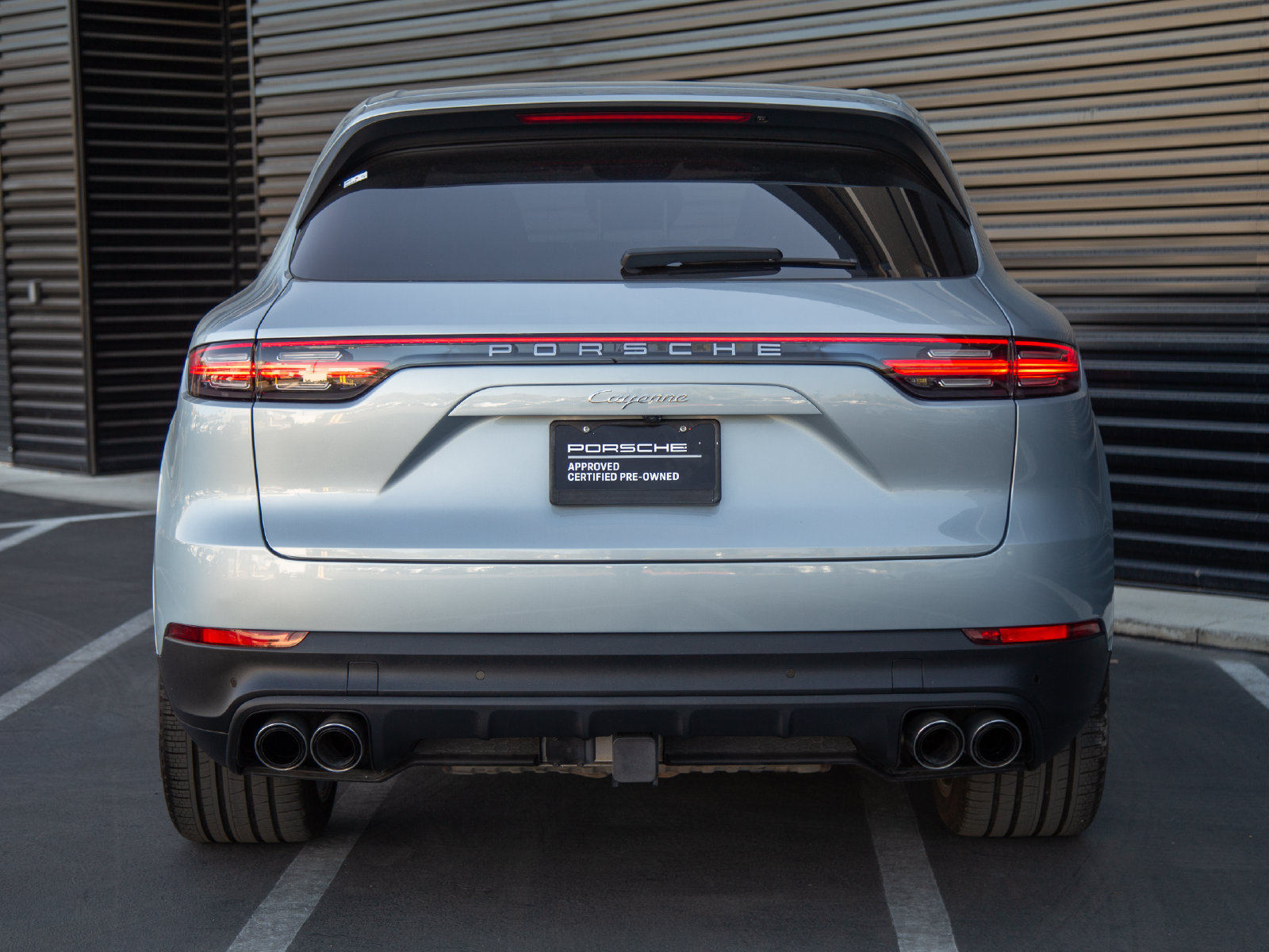 Certified 2023 Porsche Cayenne AWD/4WD image 6