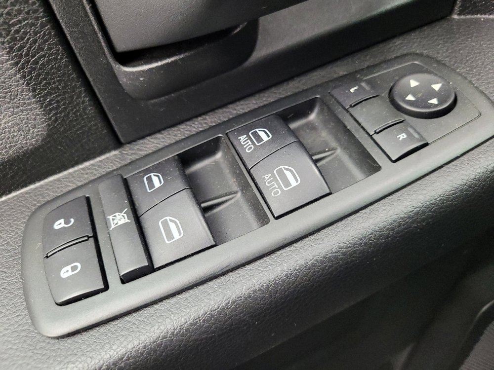 Used 2014 RAM 1500 Express AWD/4WD image 27