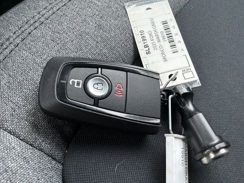 New 2025 Ford Bronco 4-Door w/ Sasquatch Package image 29