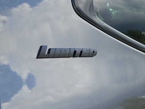 New 2026 Toyota Tundra Limited AWD/4WD image 5