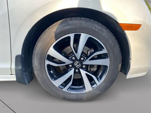 Used 2018 Honda Odyssey Elite image 9