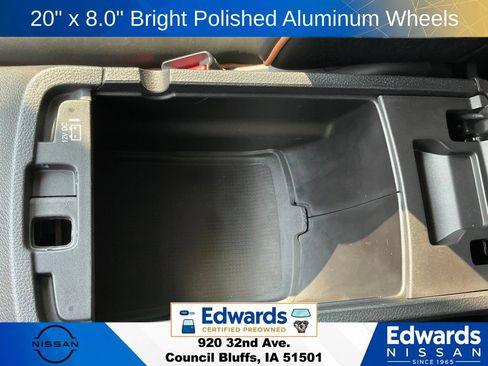Used 2013 Jeep Grand Cherokee Overland Summit AWD/4WD image 35