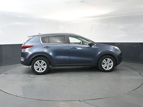 Used 2018 Kia Sportage LX w/ LX Popular Package AWD/4WD image 6